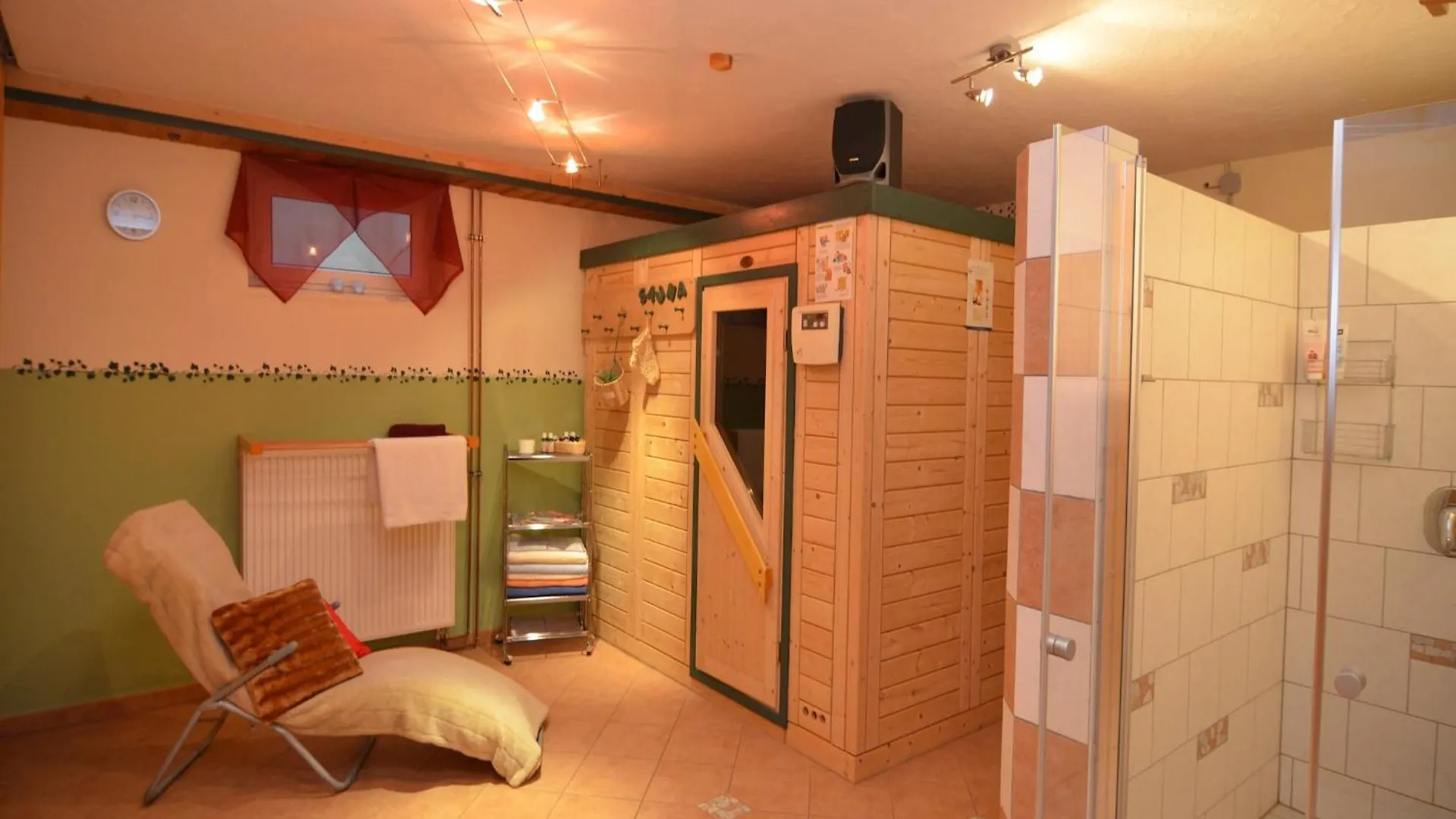 Cozy Apartment In Marktrodach With Sauna Kronach