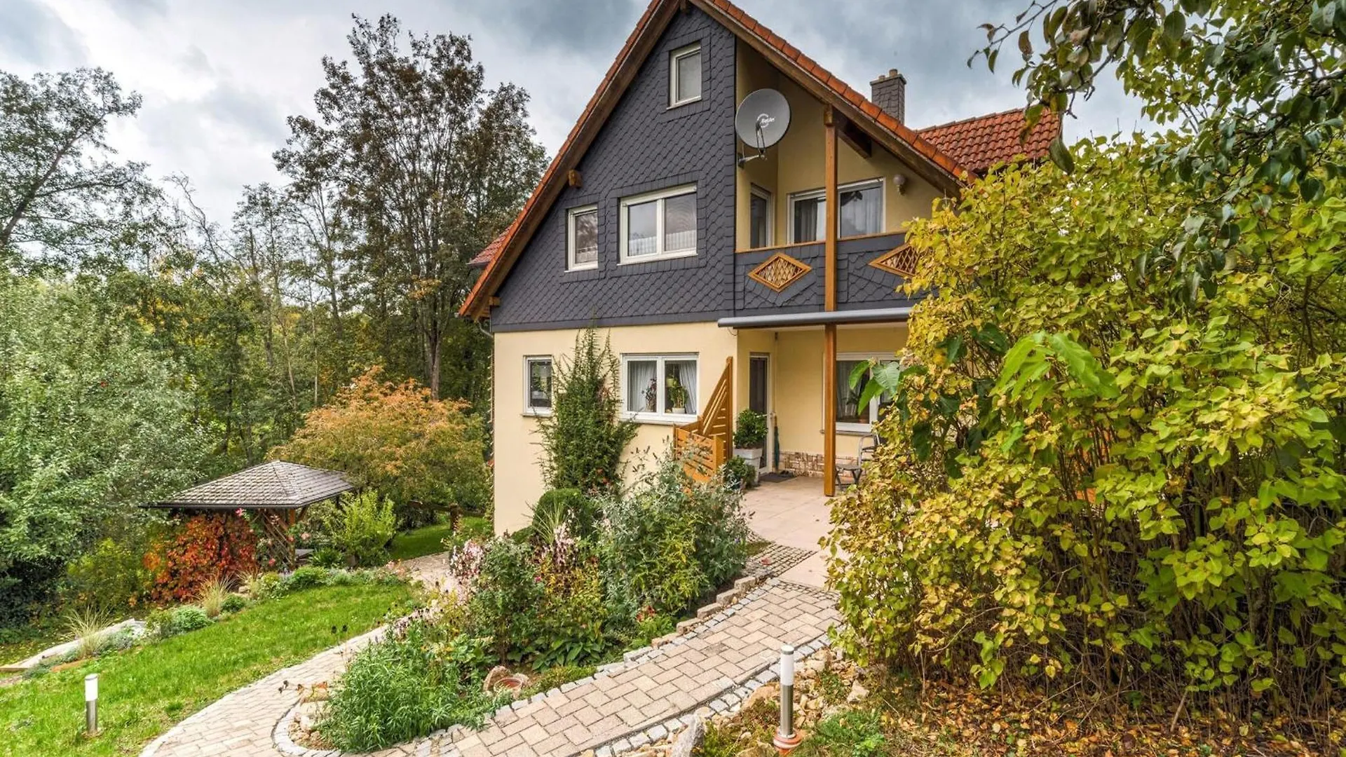 Cozy Apartment In Marktrodach With Sauna Kronach