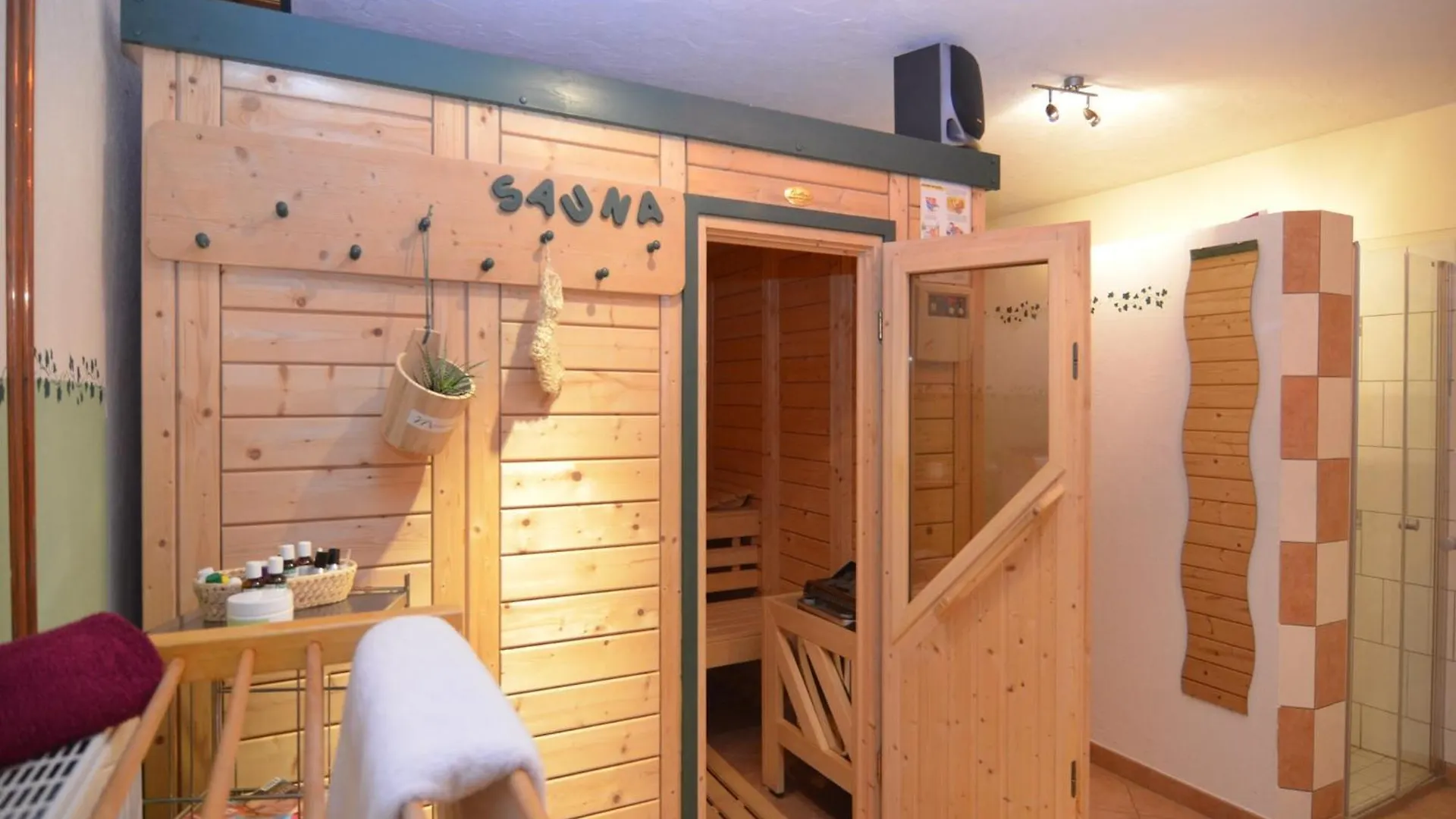 Cozy Apartment In Marktrodach With Sauna Kronach 0*,  Γερμανία