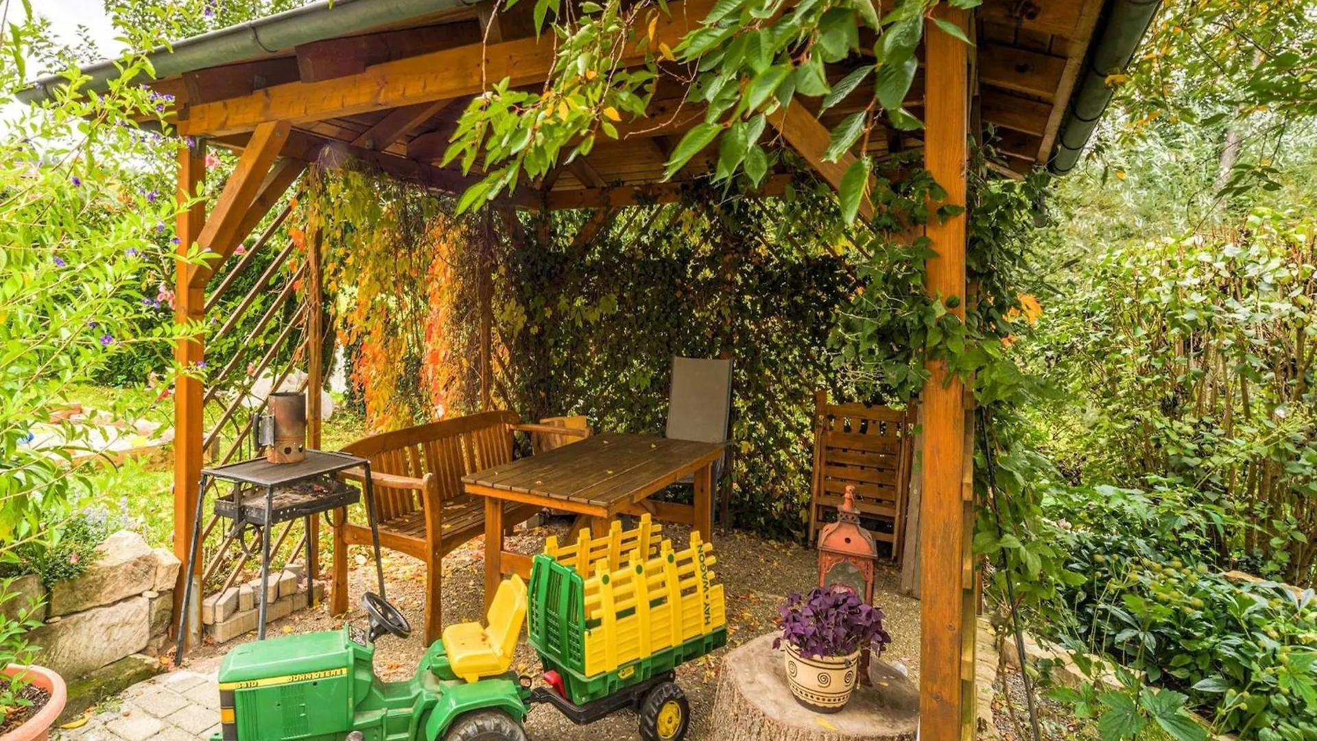 Cozy Apartment In Marktrodach With Sauna Kronach