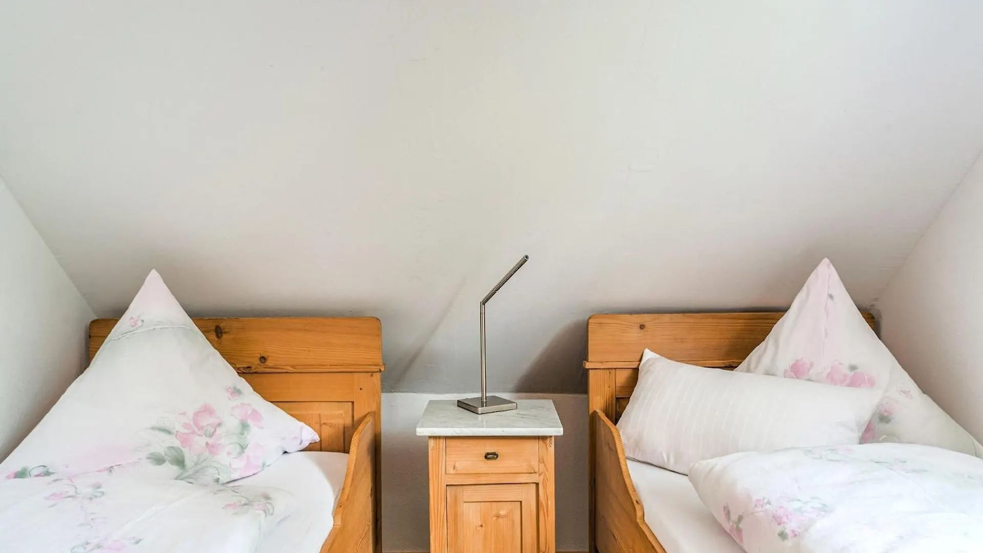 Cozy Apartment In Marktrodach With Sauna Kronach
