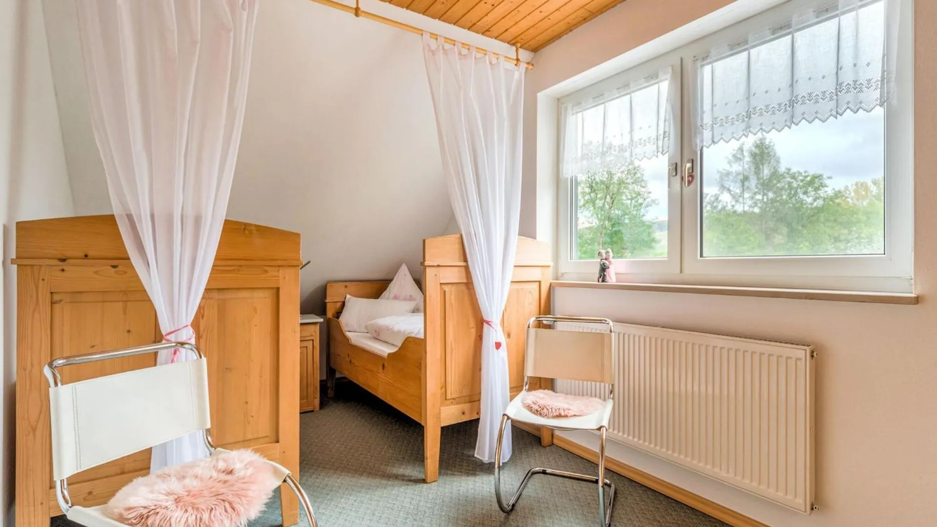 Cozy Apartment In Marktrodach With Sauna Kronach